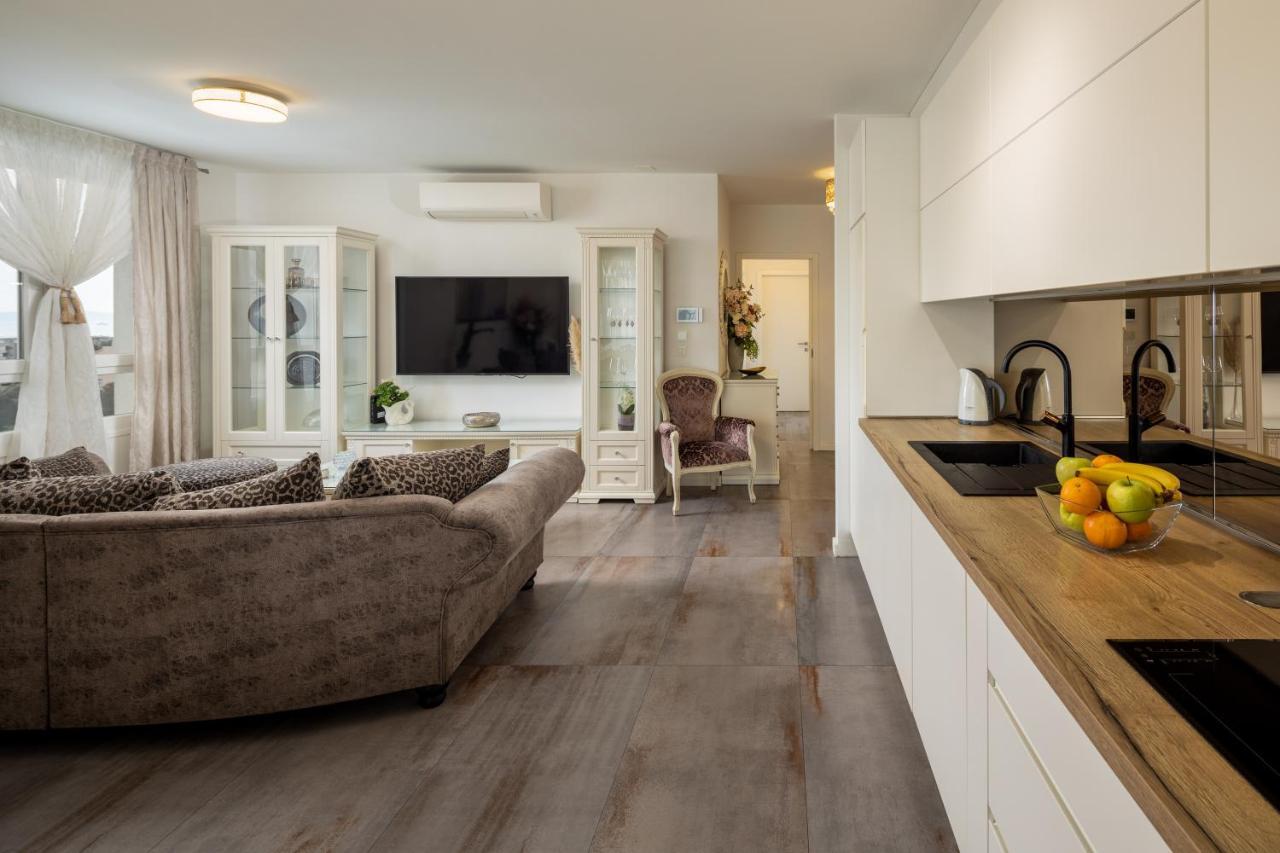 Luxury Apartment Azure Split Dış mekan fotoğraf